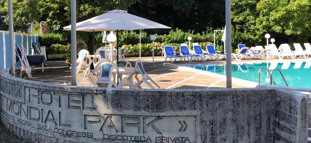 Mondial Park Hotel 4*